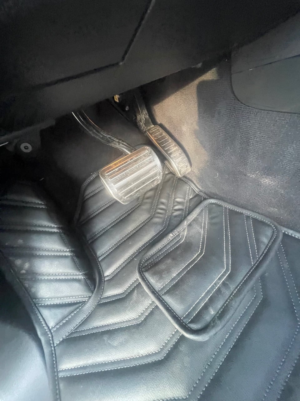 Volkswagen Touareg - фото 28