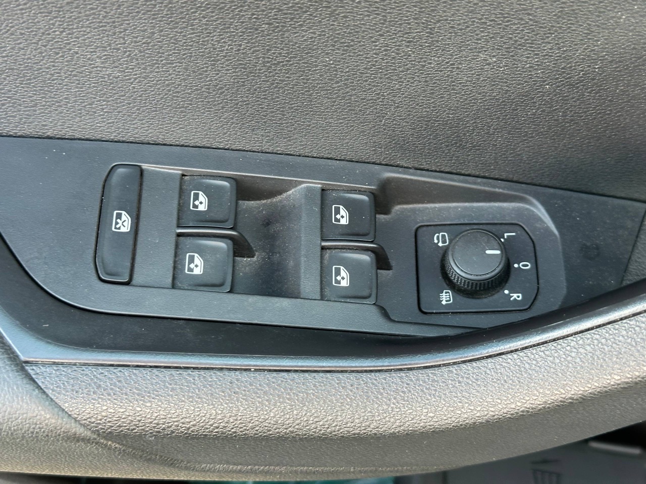 Skoda Karoq - фото 19