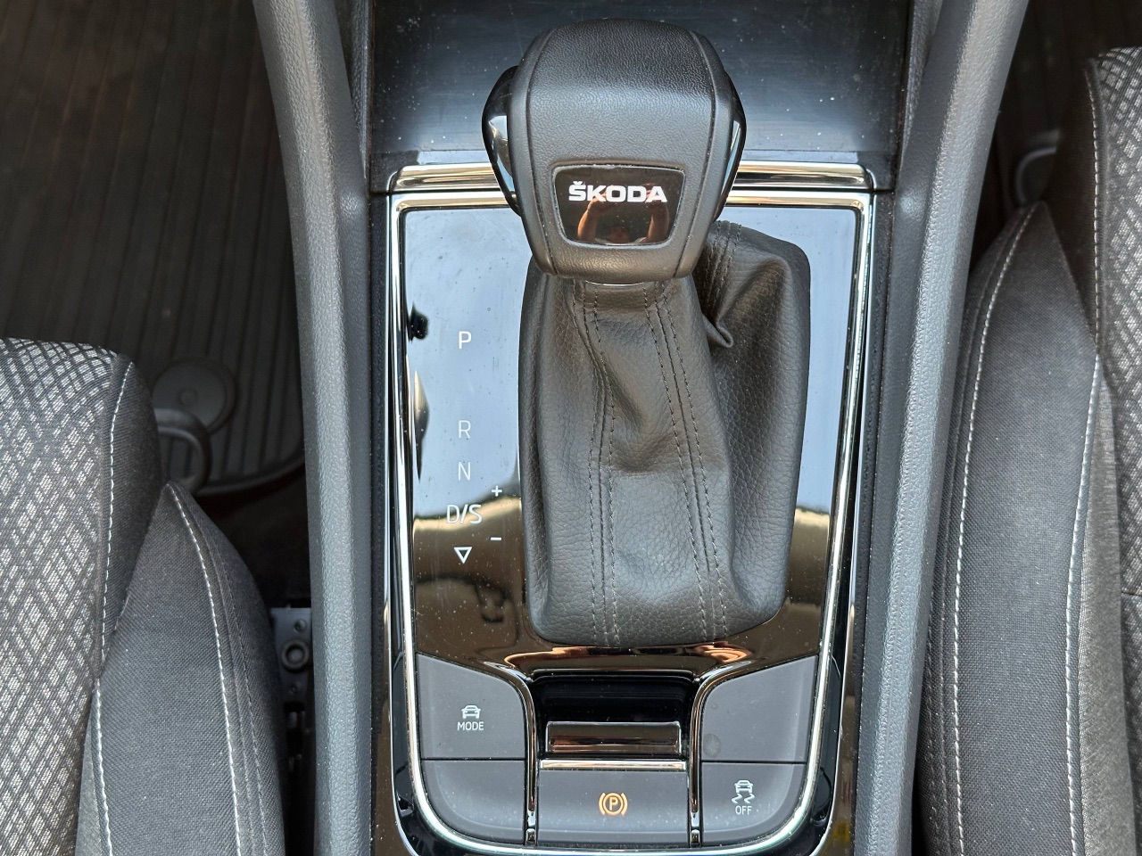 Skoda Karoq - фото 25