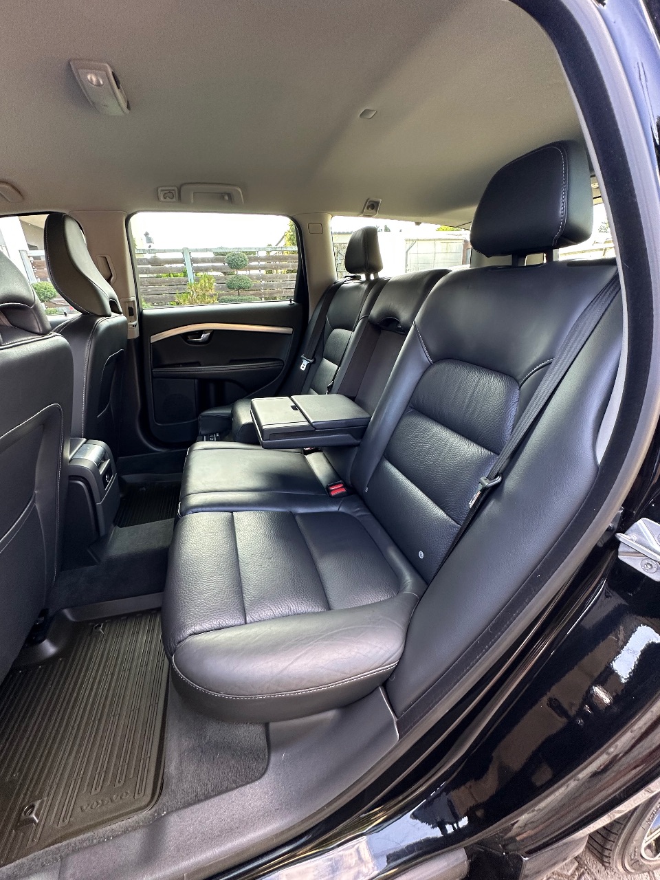 Volvo V70 - фото 7