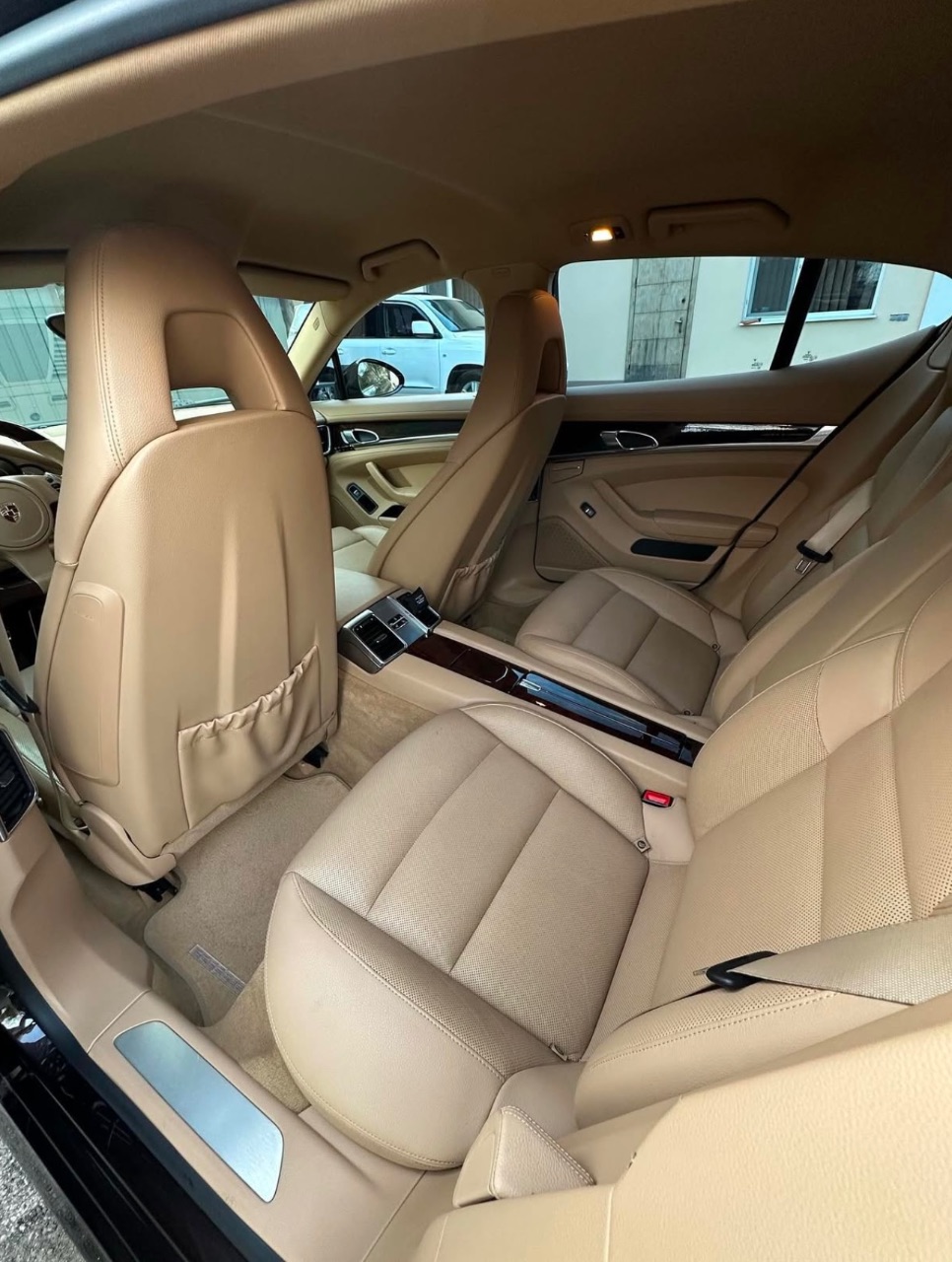 Porsche Panamera - фото 2