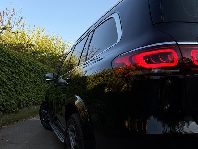 Mercedes-Benz GLS - фото 2