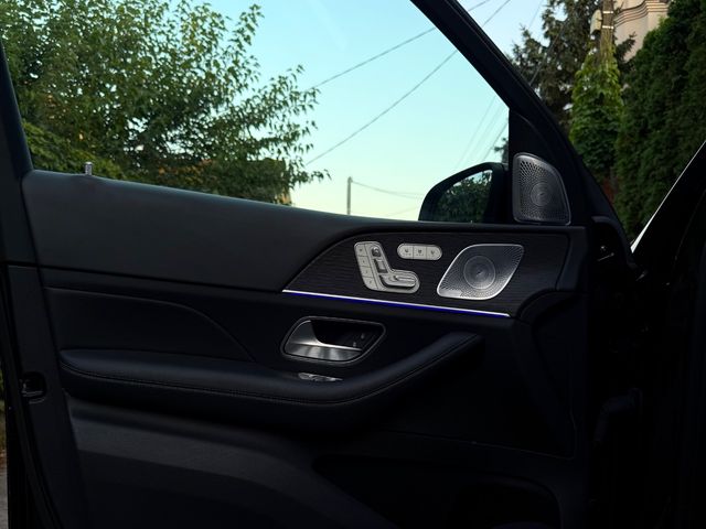 Mercedes-Benz GLS - фото 5