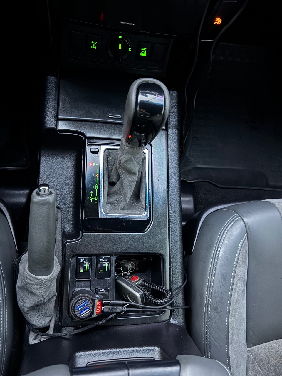 Toyota Land Cruiser Prado - фото 7