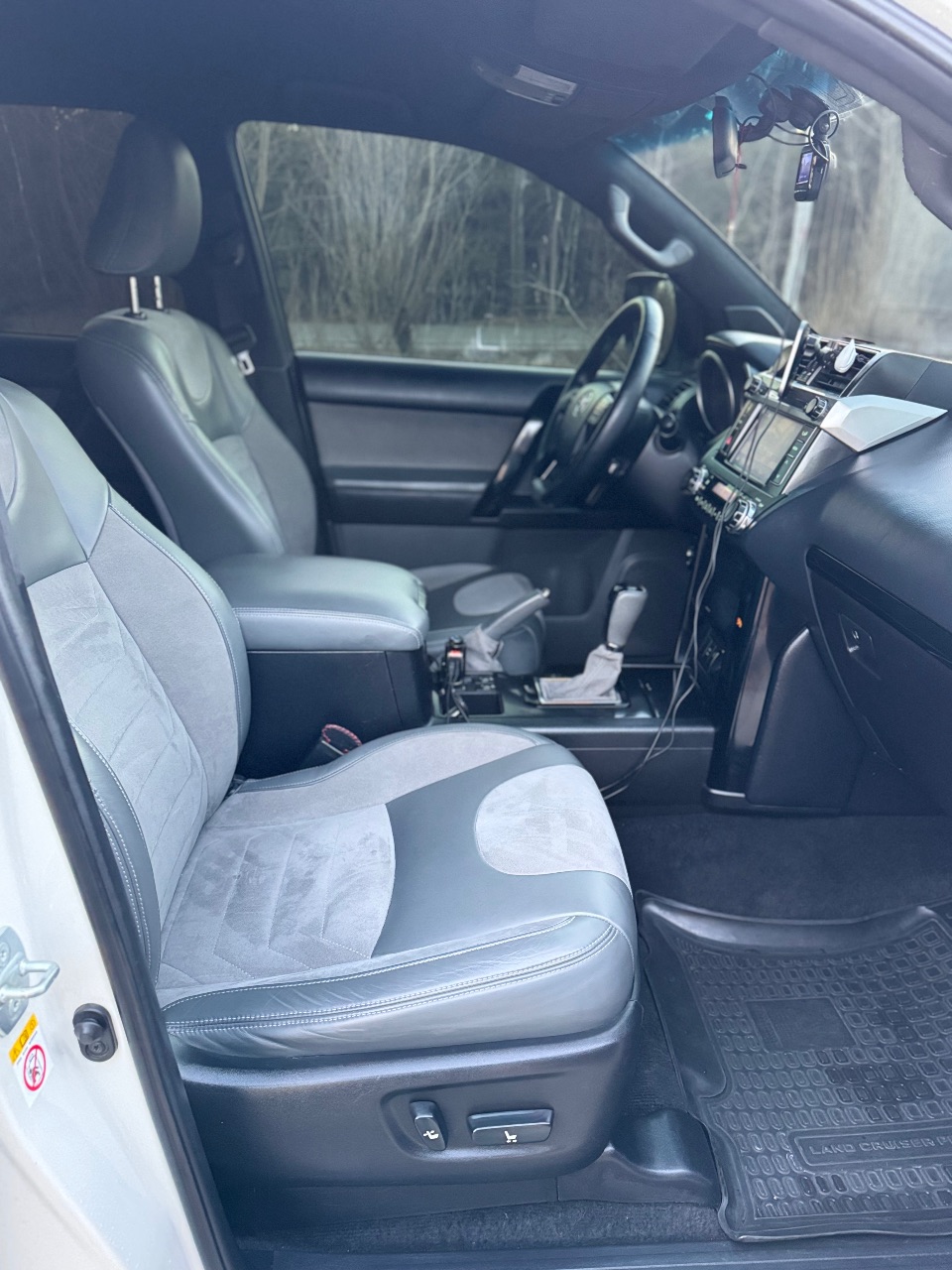 Toyota Land Cruiser Prado - фото 11