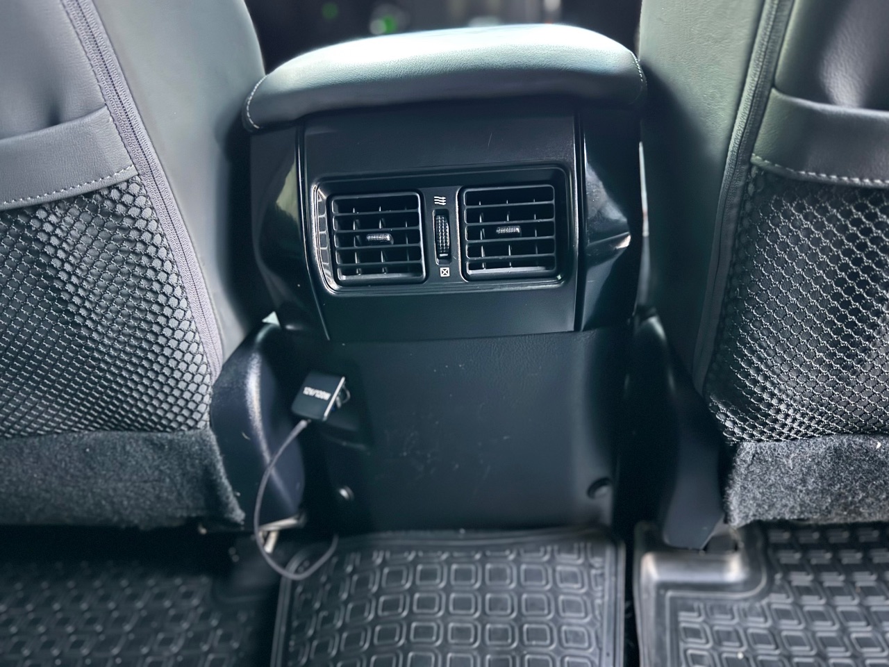 Toyota Land Cruiser Prado - фото 15