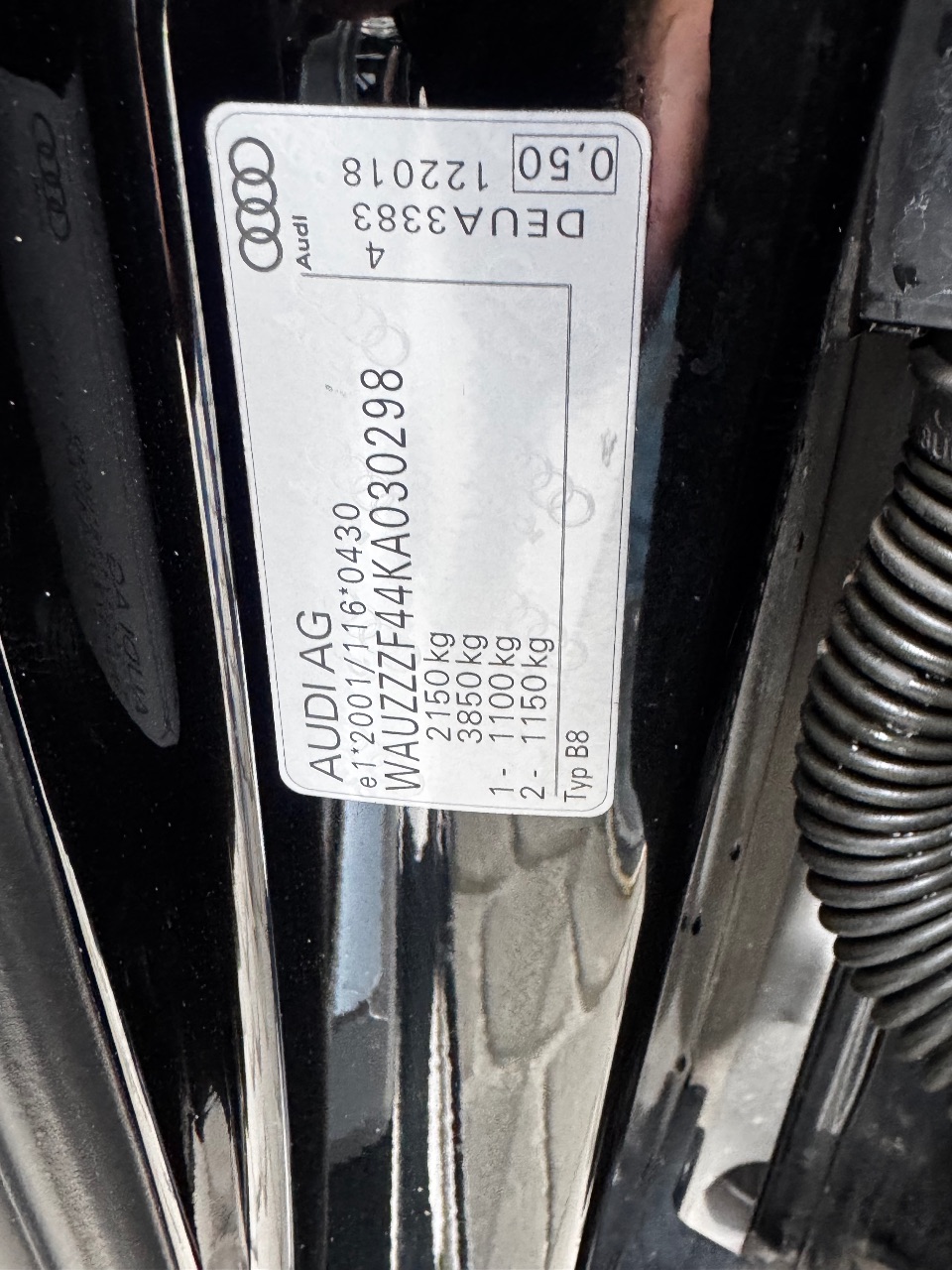 Audi A4 - фото 15