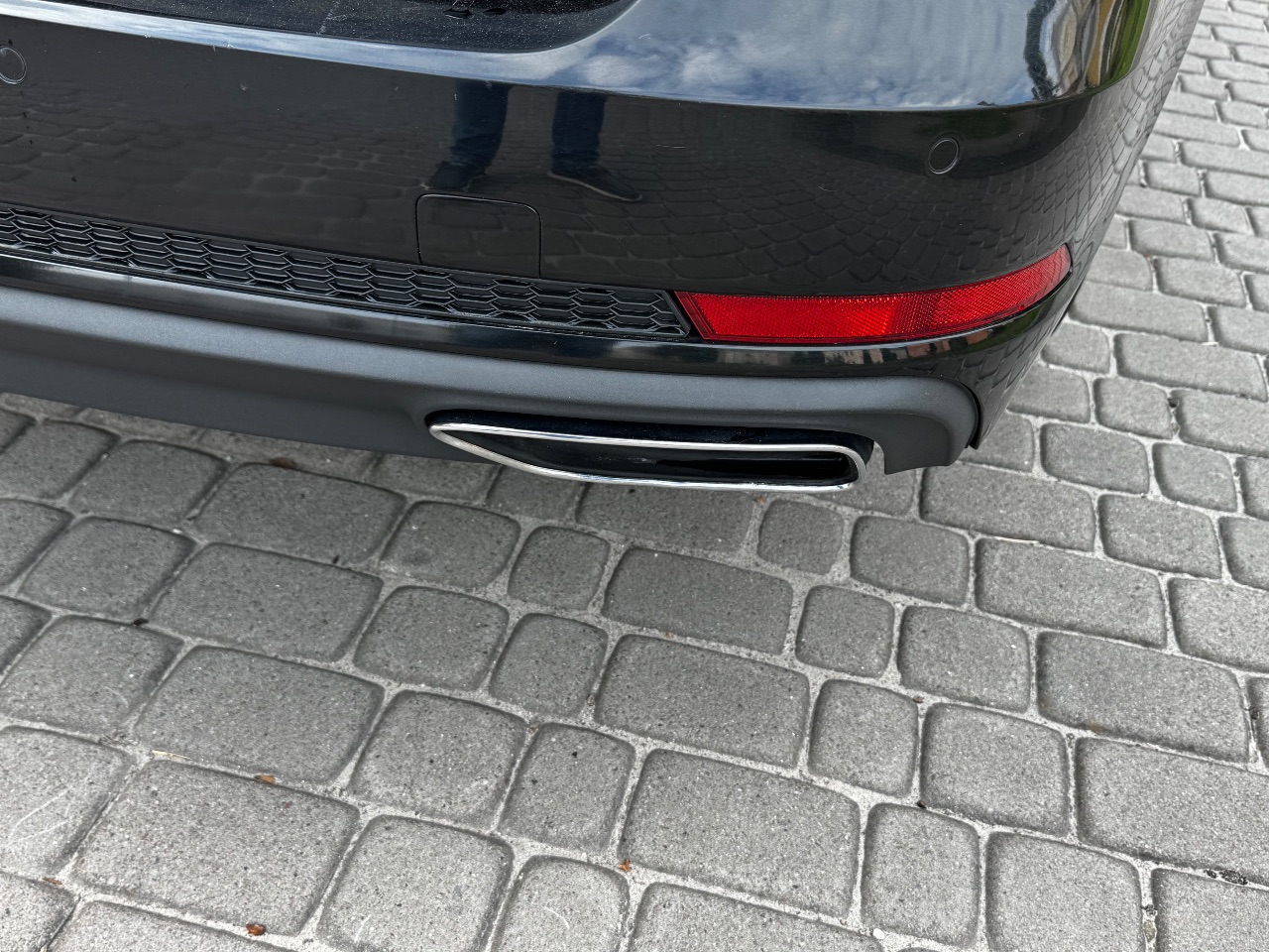 Audi A4 - фото 11