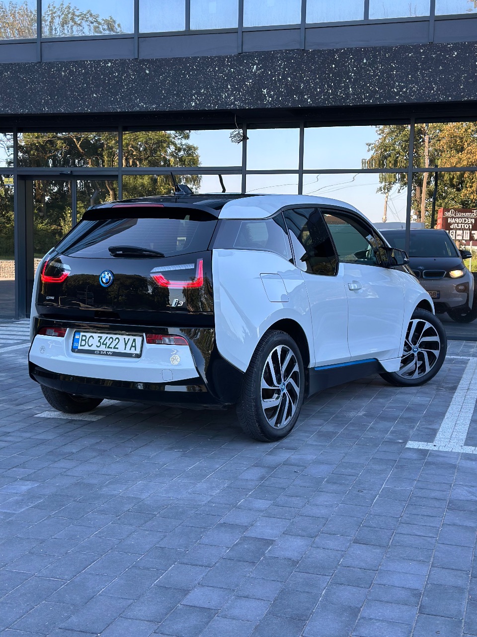 BMW i3 - фото 5