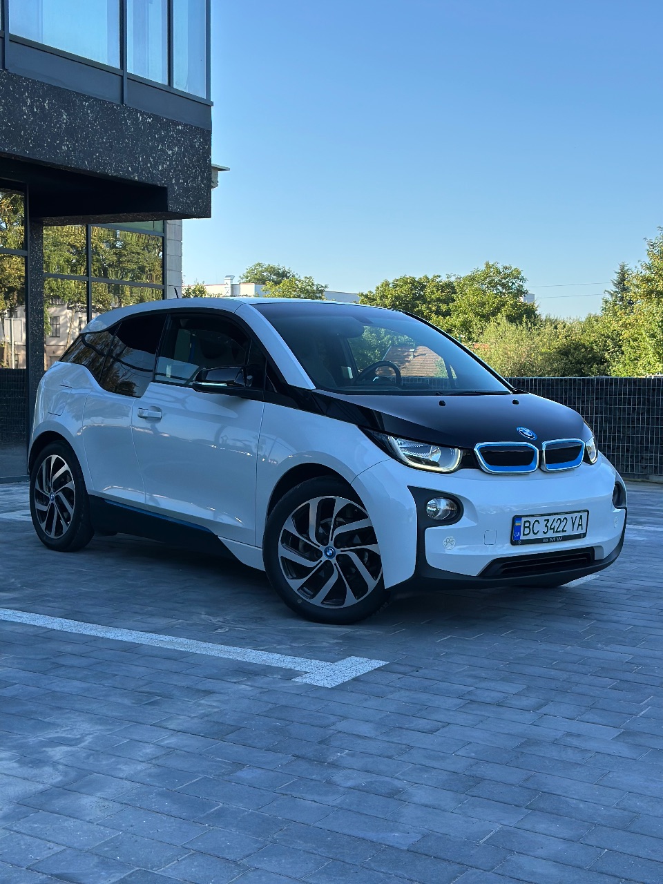 BMW i3 - фото 2