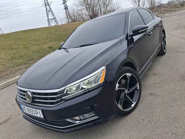 Volkswagen Passat 2017, Дніпро, $15 000 - зображення 1