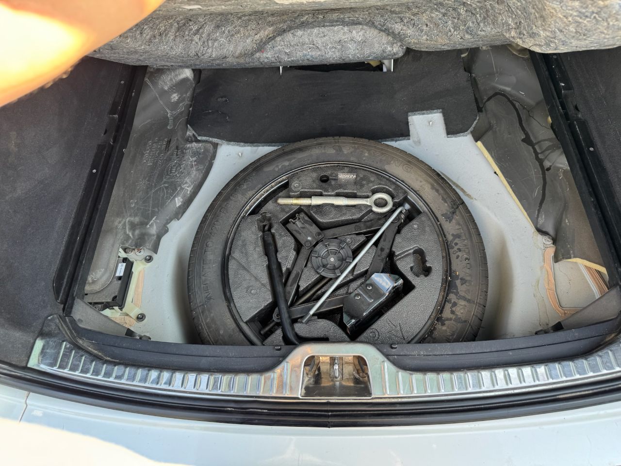 Volvo XC60 - фото 30