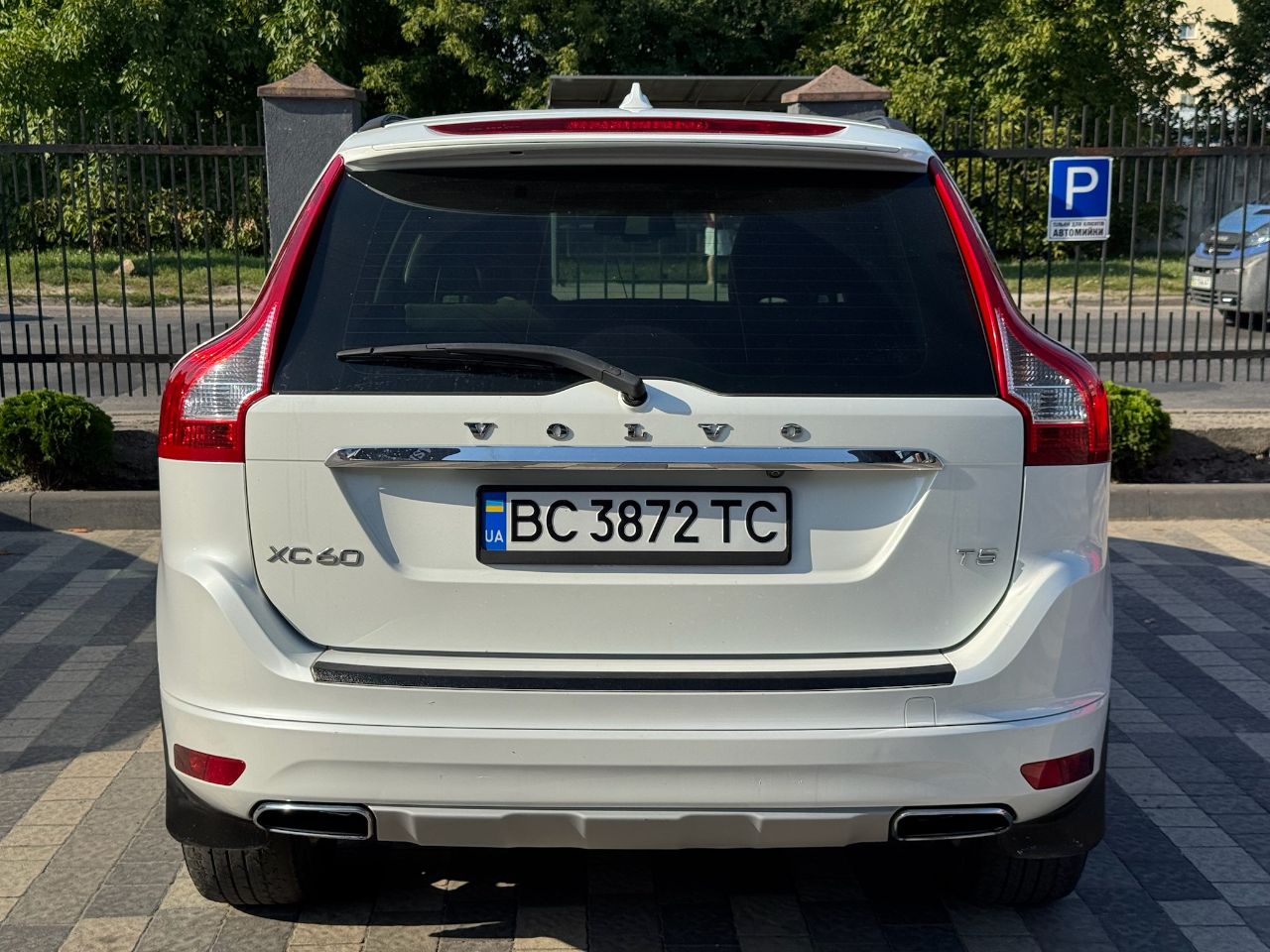Volvo XC60 - фото 14