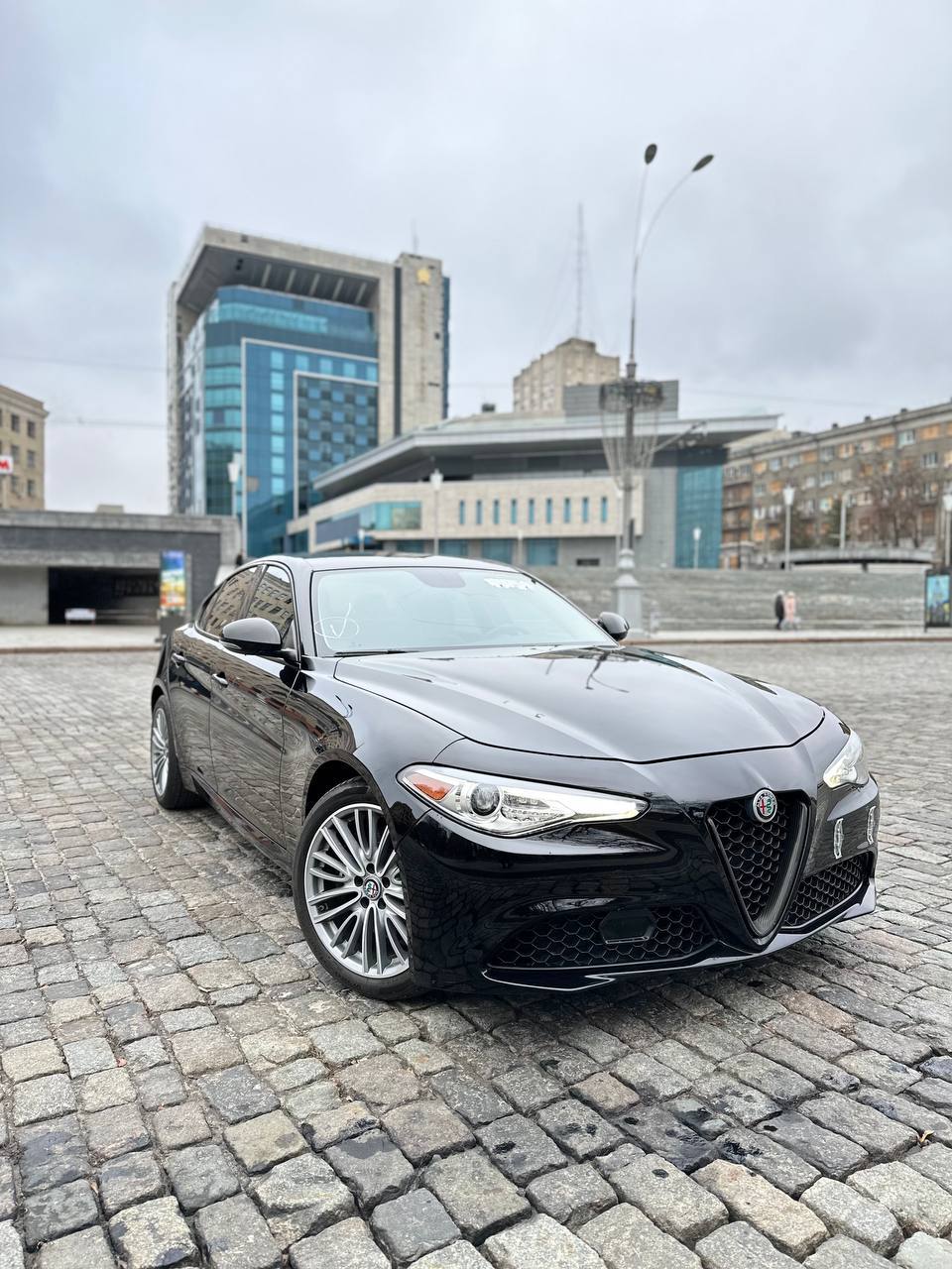 Alfa Romeo Giulia - фото 1