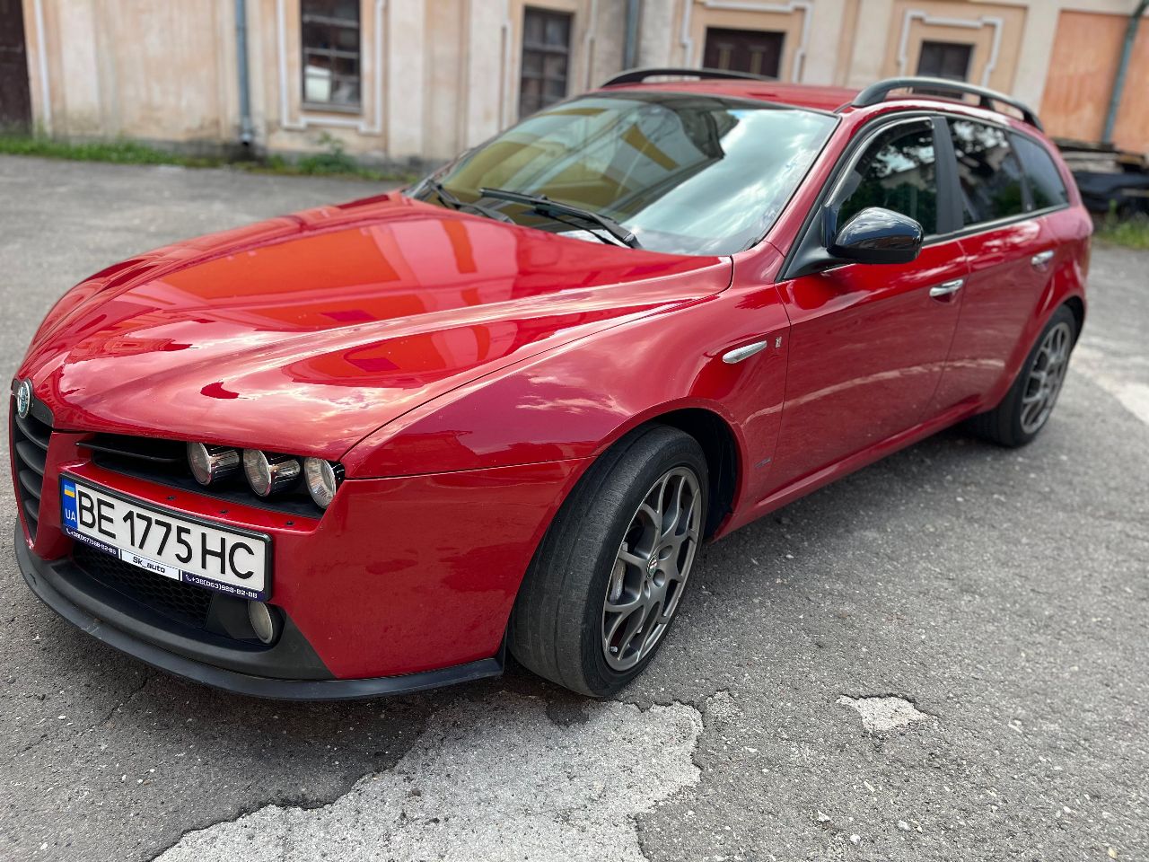 Alfa Romeo 159 - фото 9