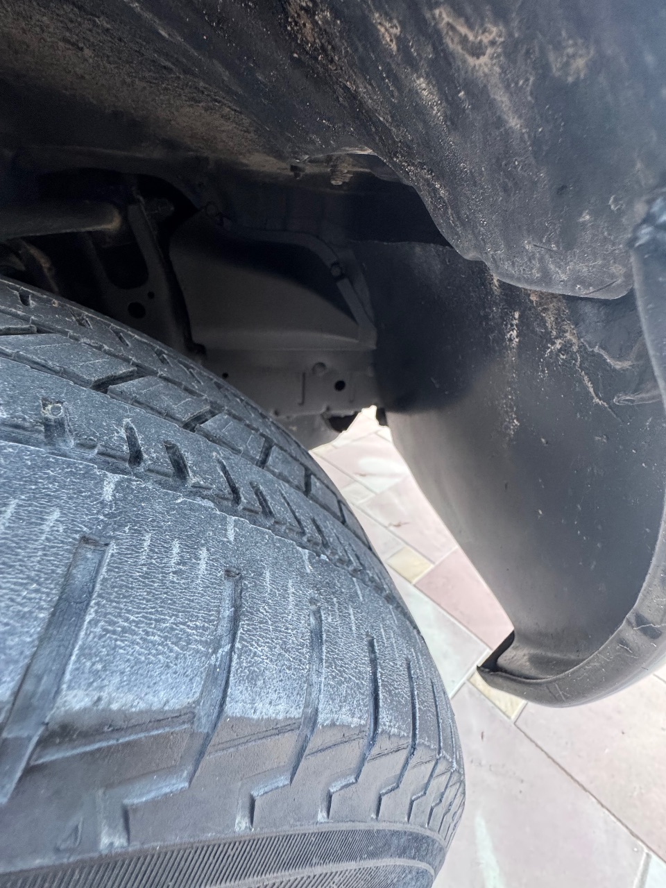 Lexus LX - фото 31