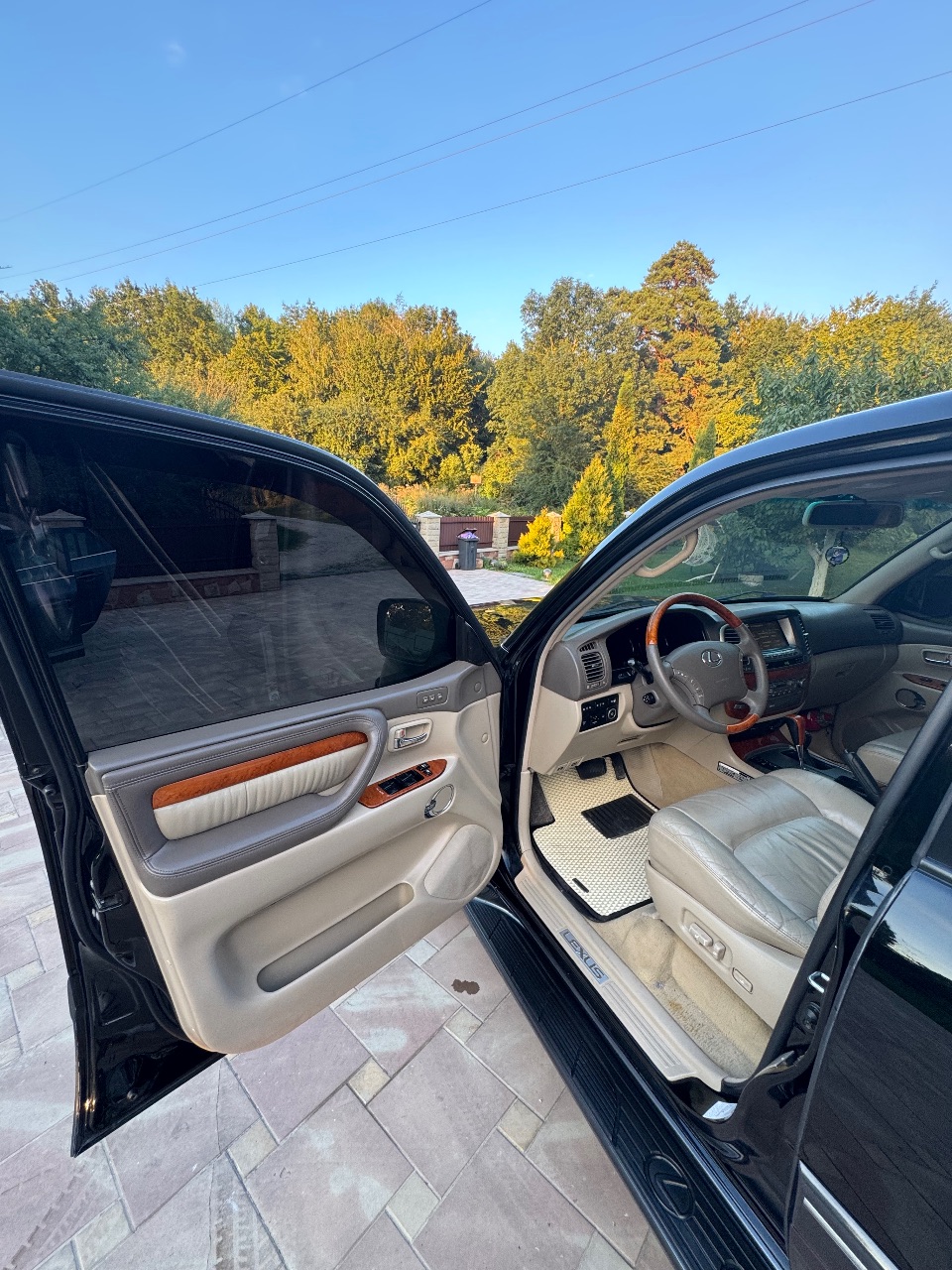 Lexus LX - фото 48