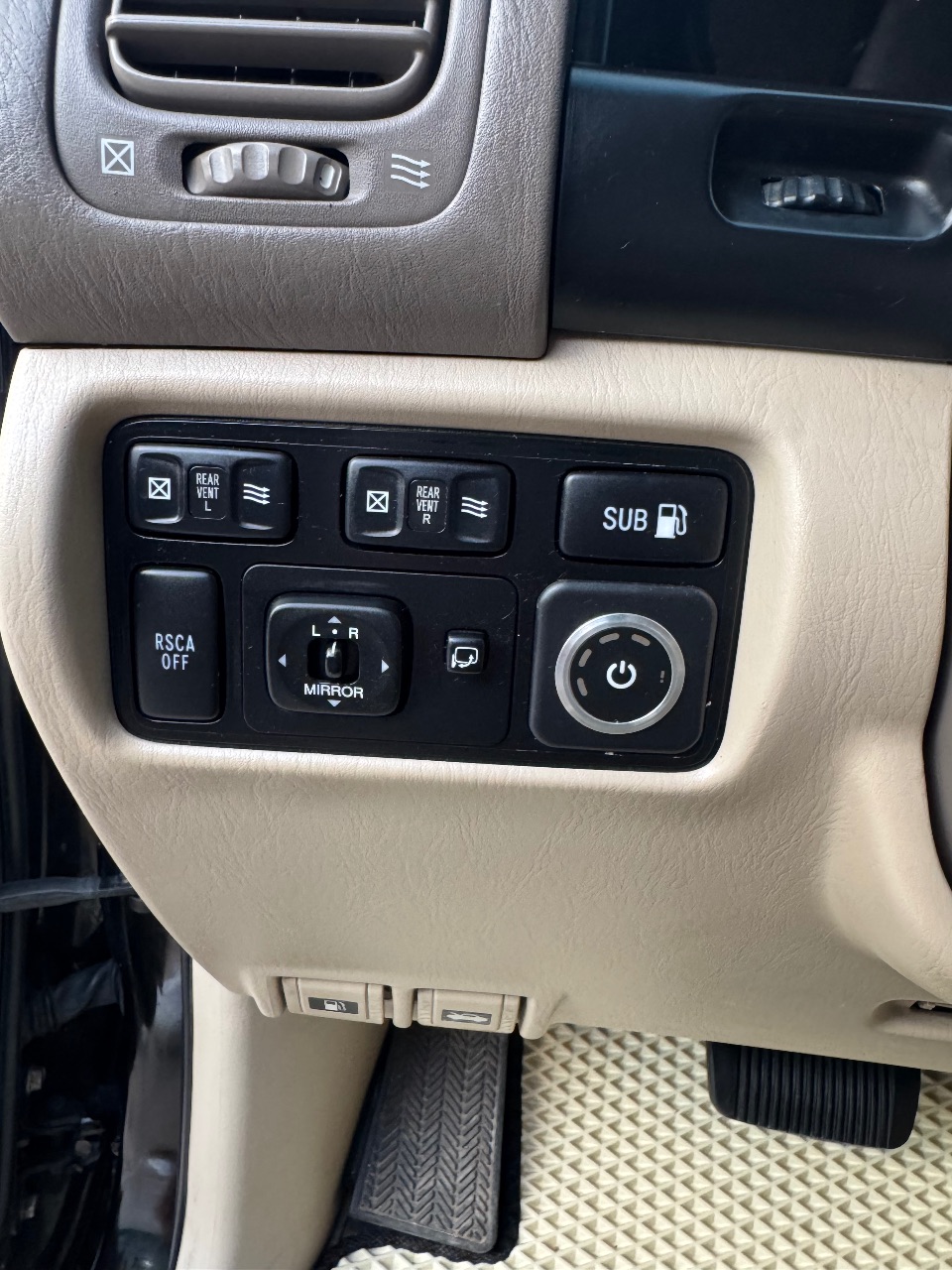 Lexus LX - фото 72