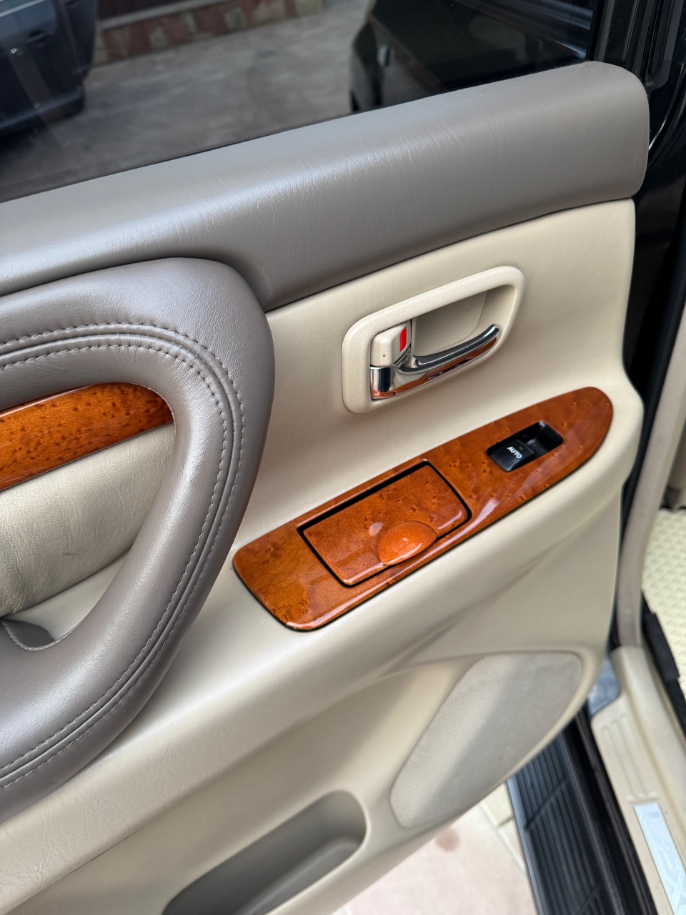 Lexus LX - фото 82