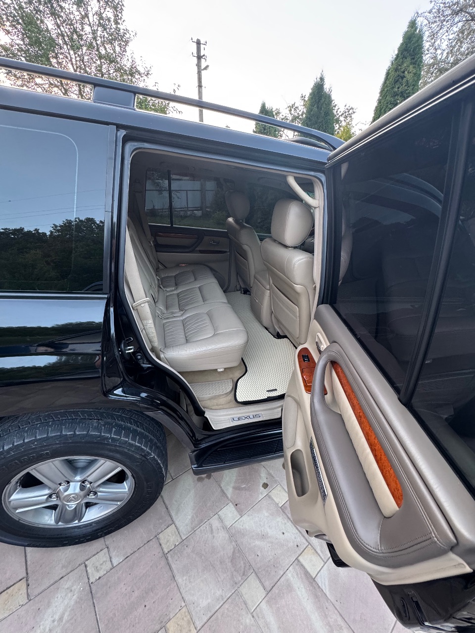 Lexus LX - фото 52