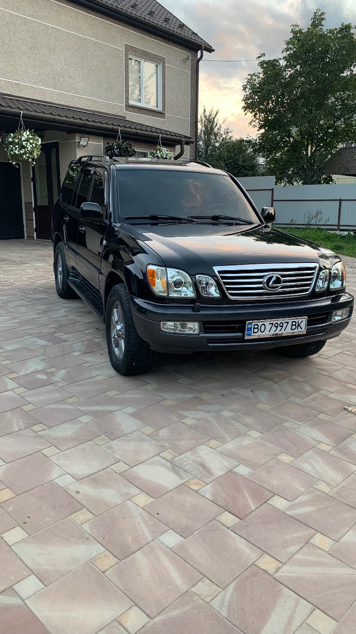 Lexus LX - фото 3