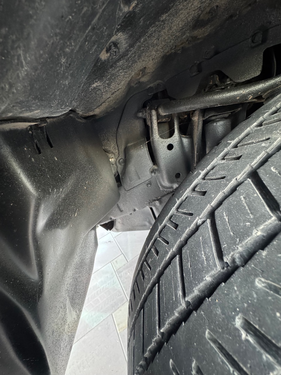 Lexus LX - фото 32