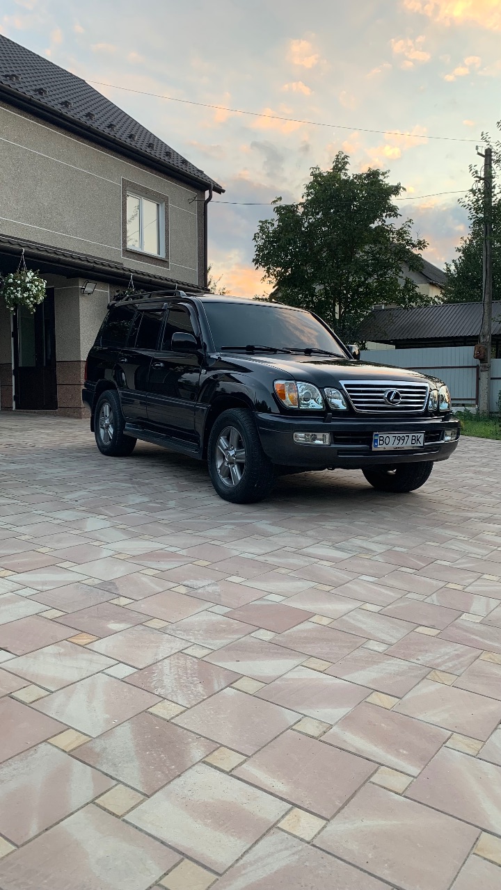 Lexus LX - фото 16