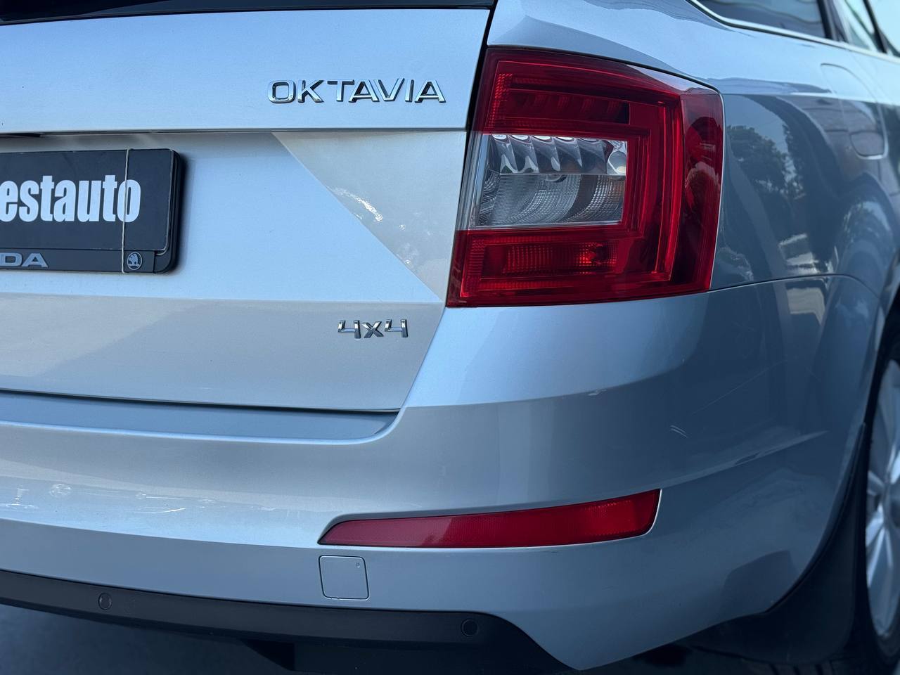 Skoda Octavia - фото 14