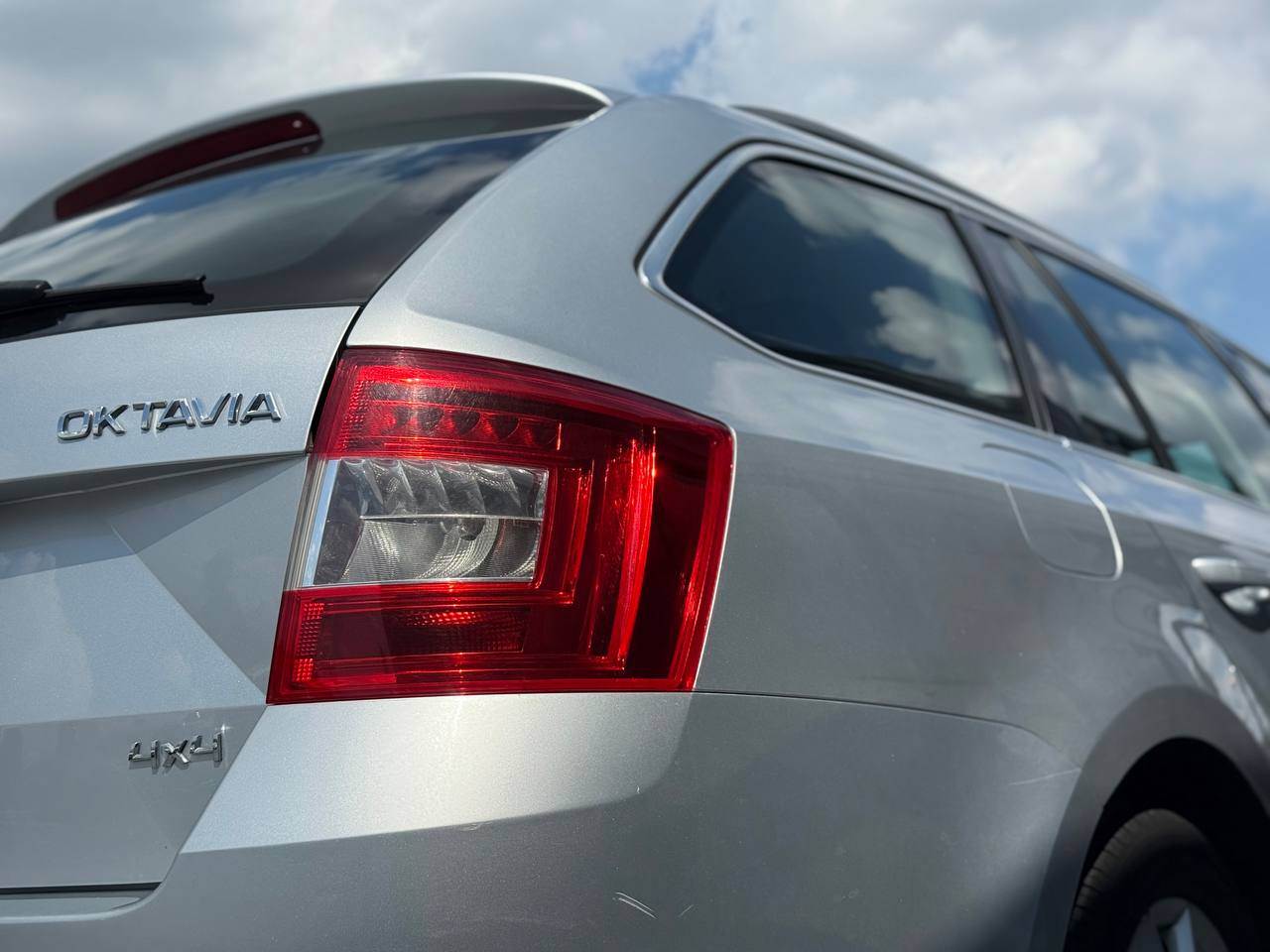Skoda Octavia - фото 52
