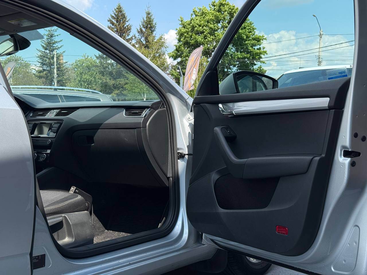 Skoda Octavia - фото 46