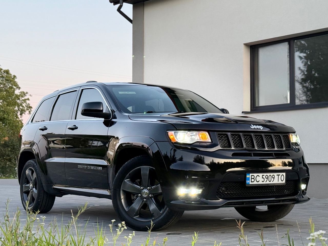 Jeep Grand Cherokee - фото 27