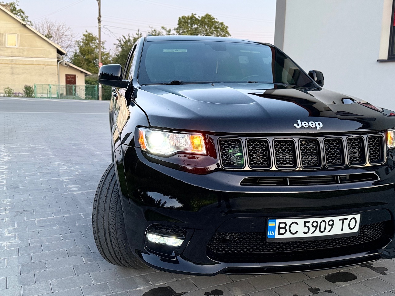 Jeep Grand Cherokee - фото 15