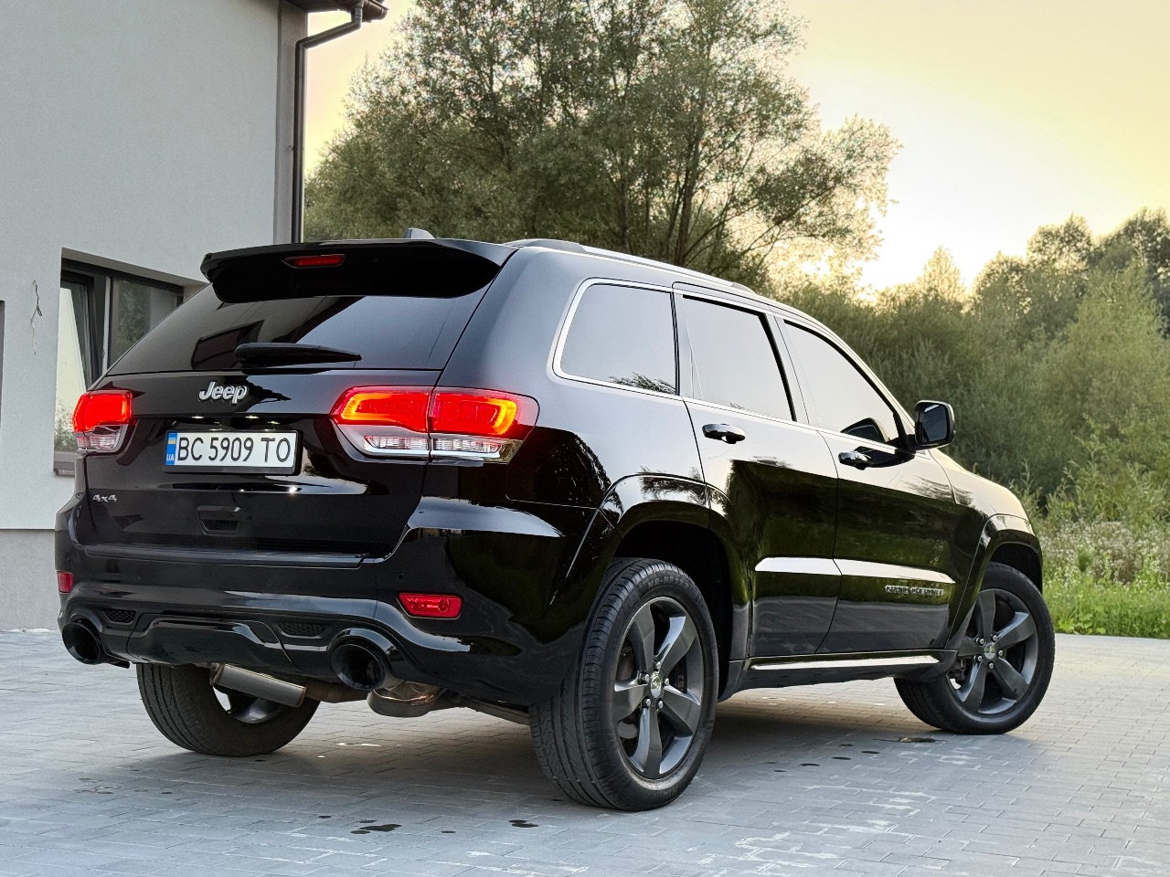 Jeep Grand Cherokee - фото 33