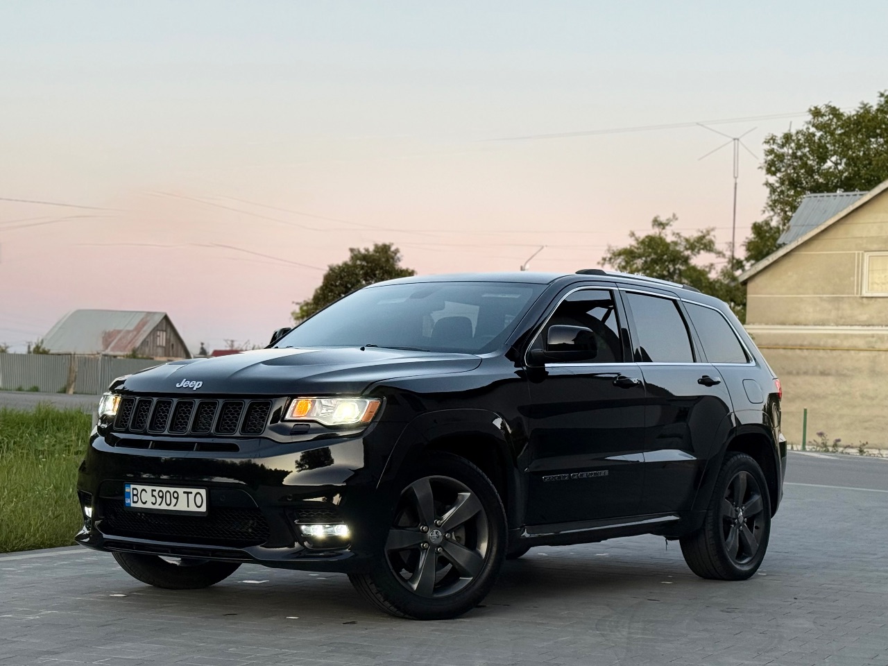 Jeep Grand Cherokee - фото 40