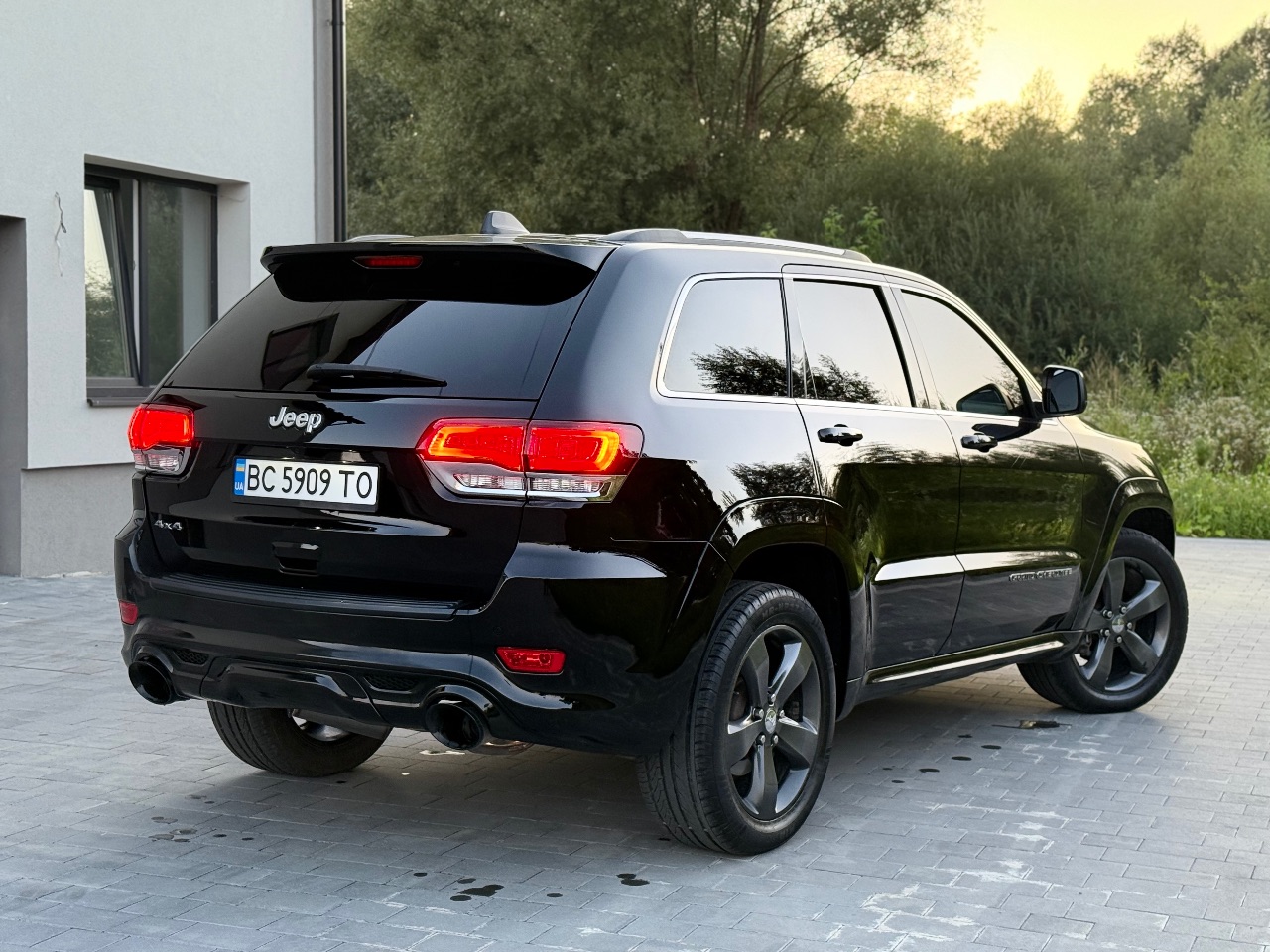 Jeep Grand Cherokee - фото 34