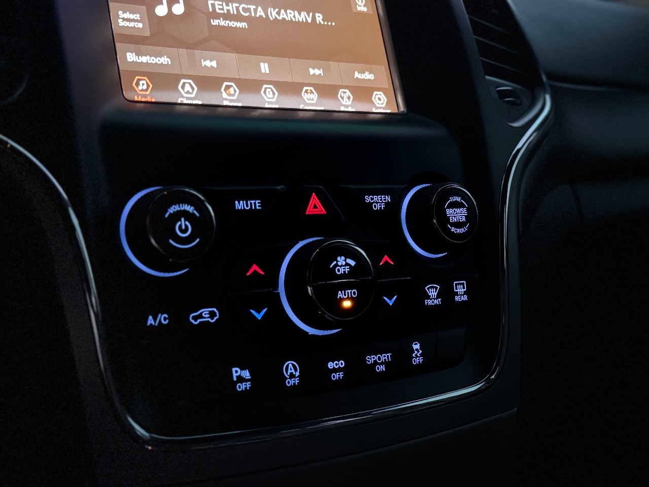 Jeep Grand Cherokee - фото 8