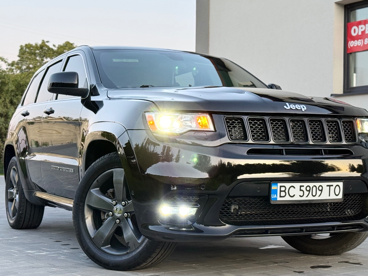 Jeep Grand Cherokee - фото 25