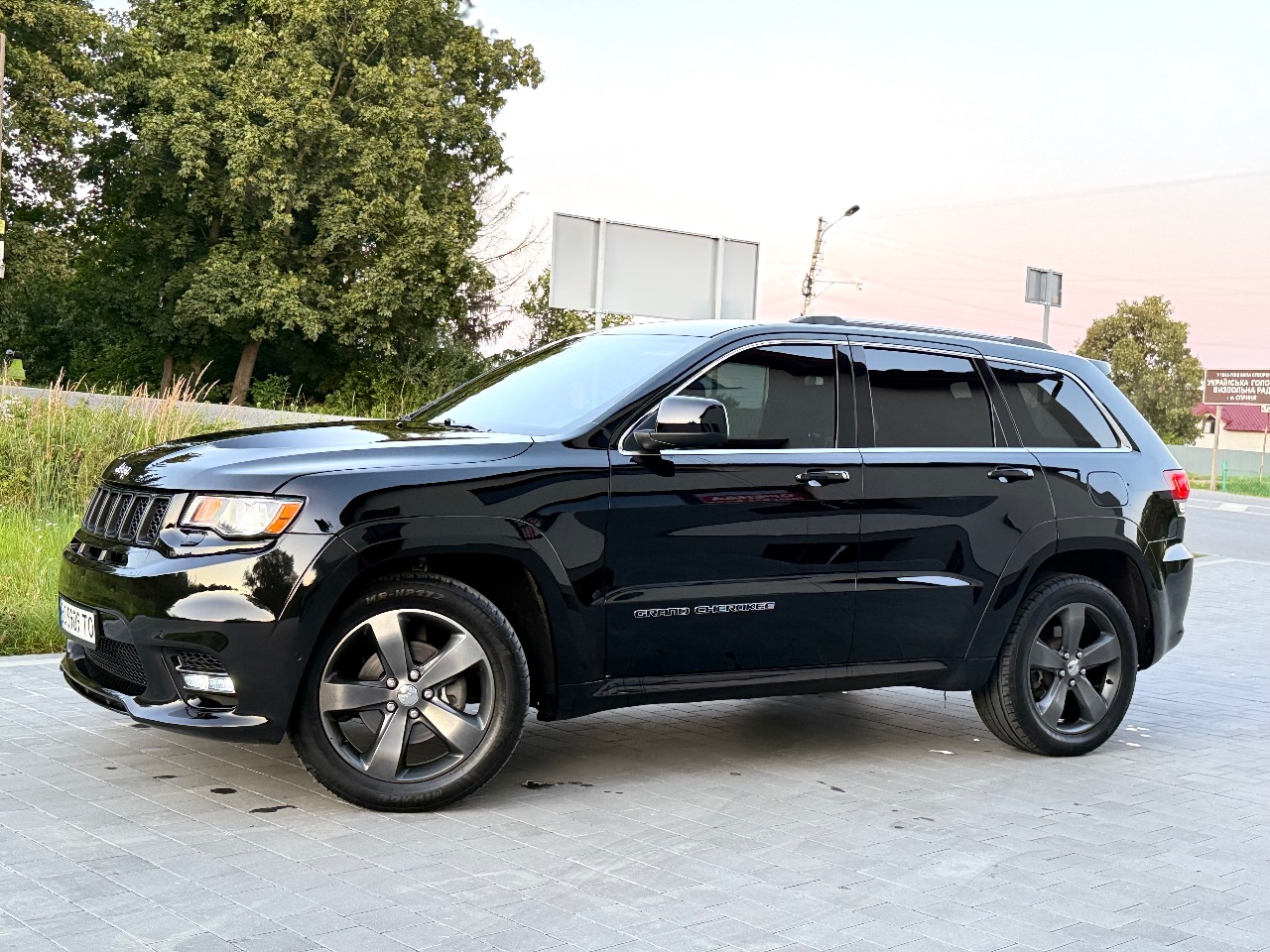 Jeep Grand Cherokee - фото 36