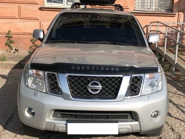 Nissan Pathfinder - зображення 1