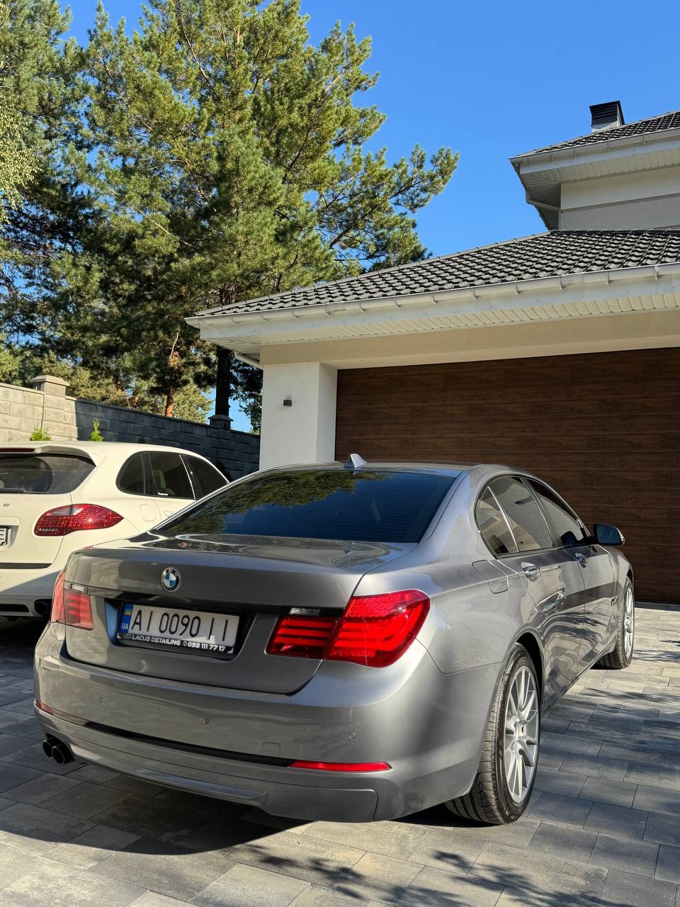 BMW 7 серії - фото 4