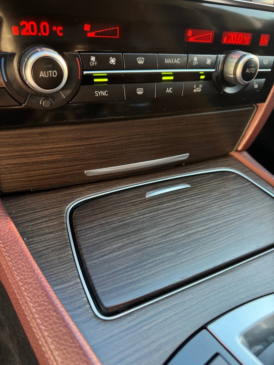 BMW 7 серії - фото 14