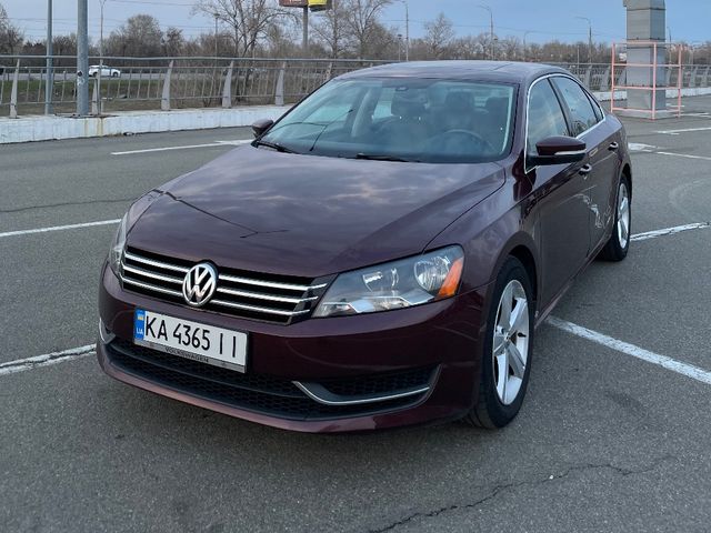 Volkswagen Passat 2013, Київ, $8 500 - зображення 1