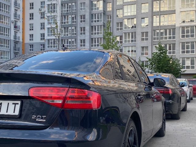 Audi A4 - зображення 2