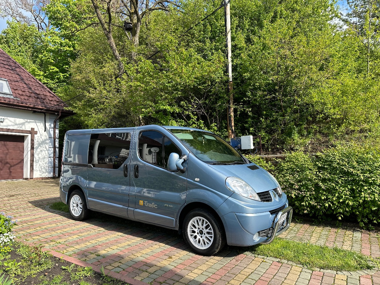 Renault Trafic - фото 8