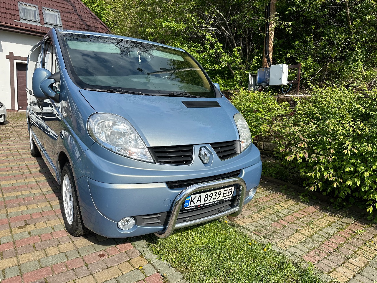 Renault Trafic - фото 2