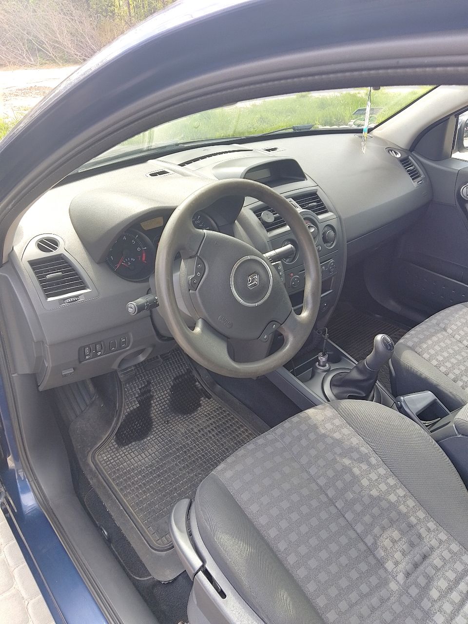 Renault Megane - фото 4