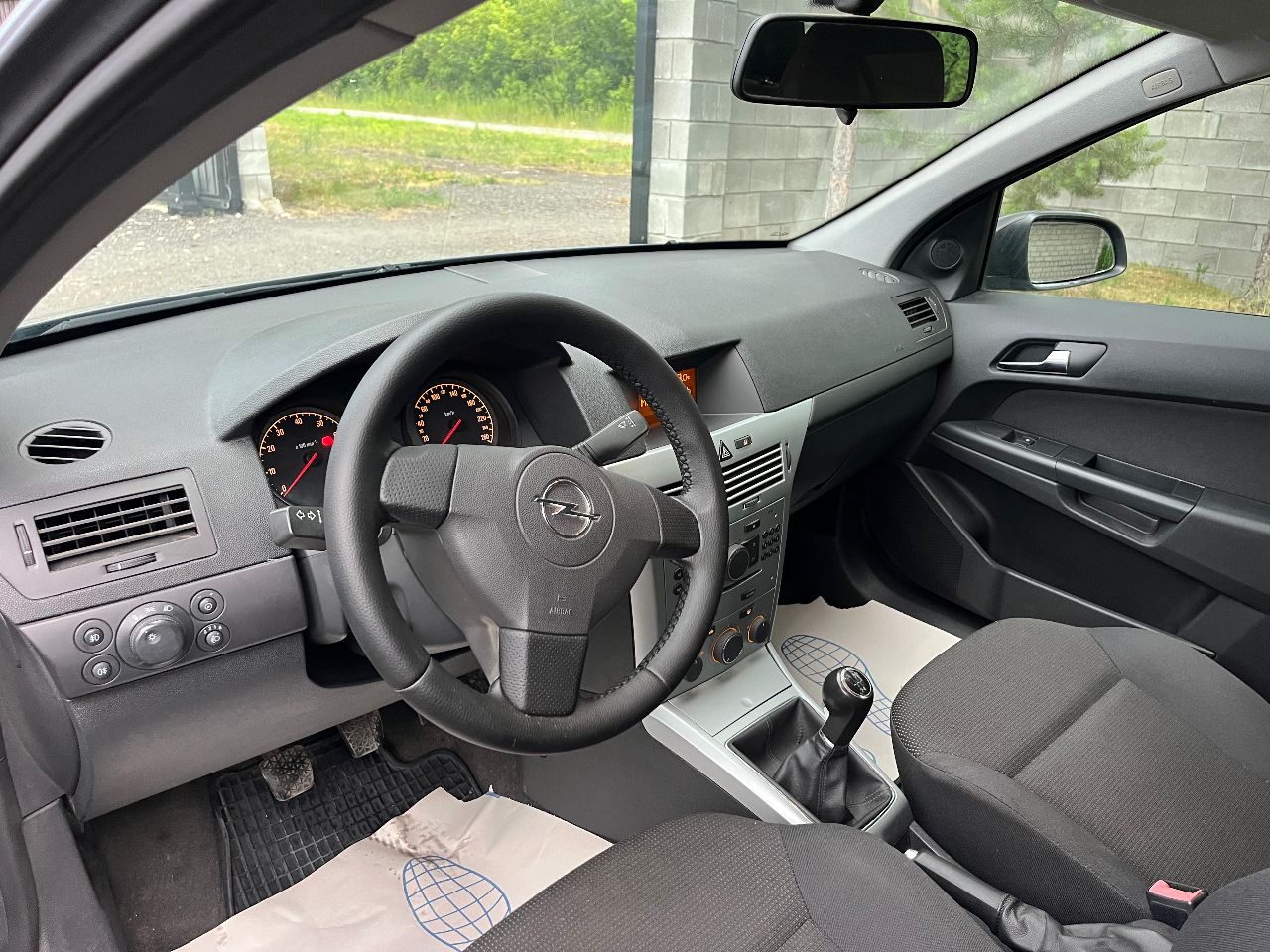 Opel Astra - фото 11