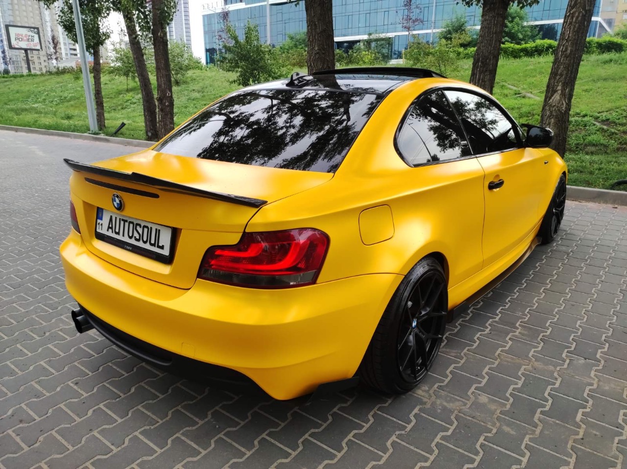 BMW 1 серії - фото 2