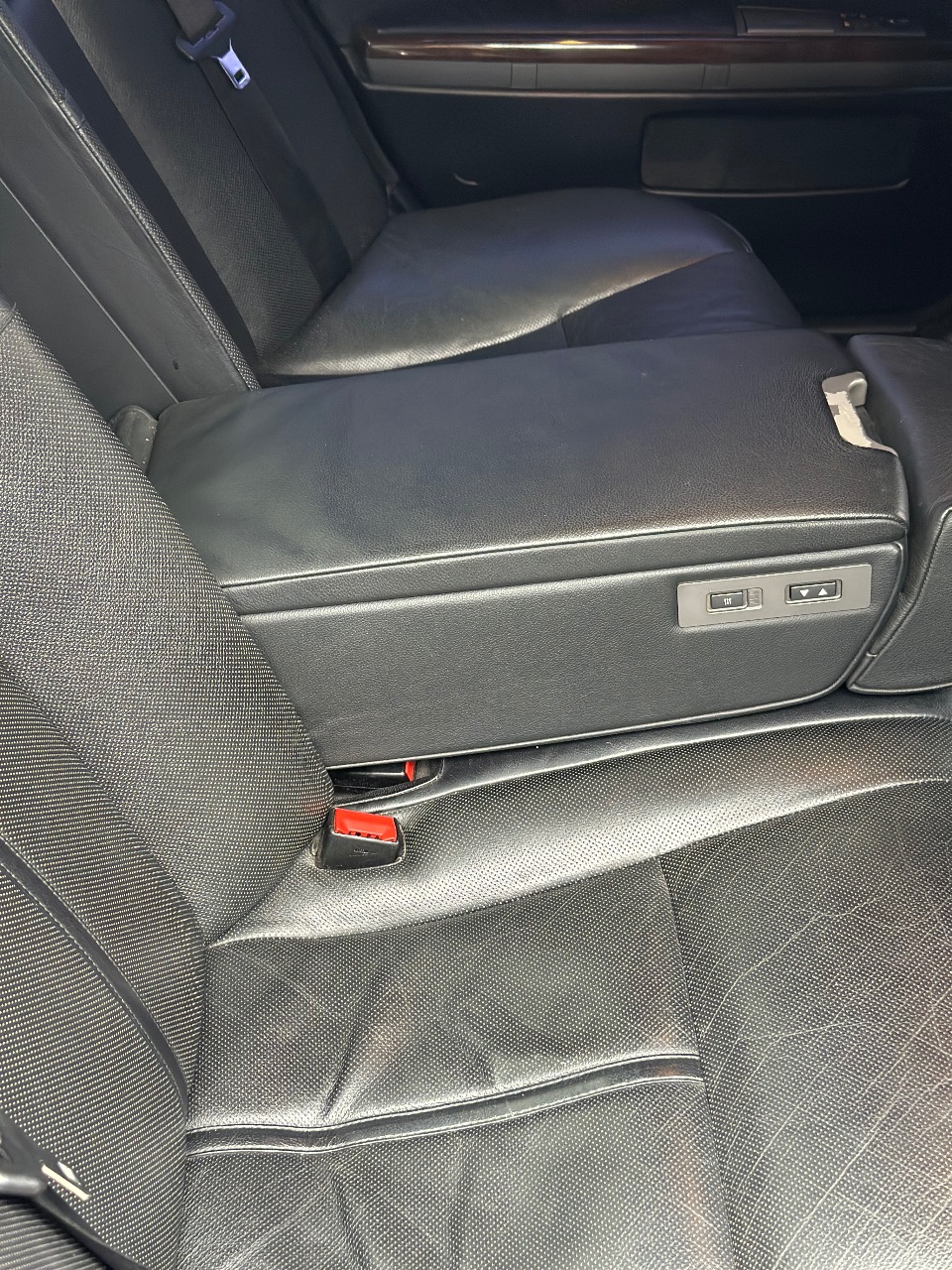 BMW 7 серії - фото 6