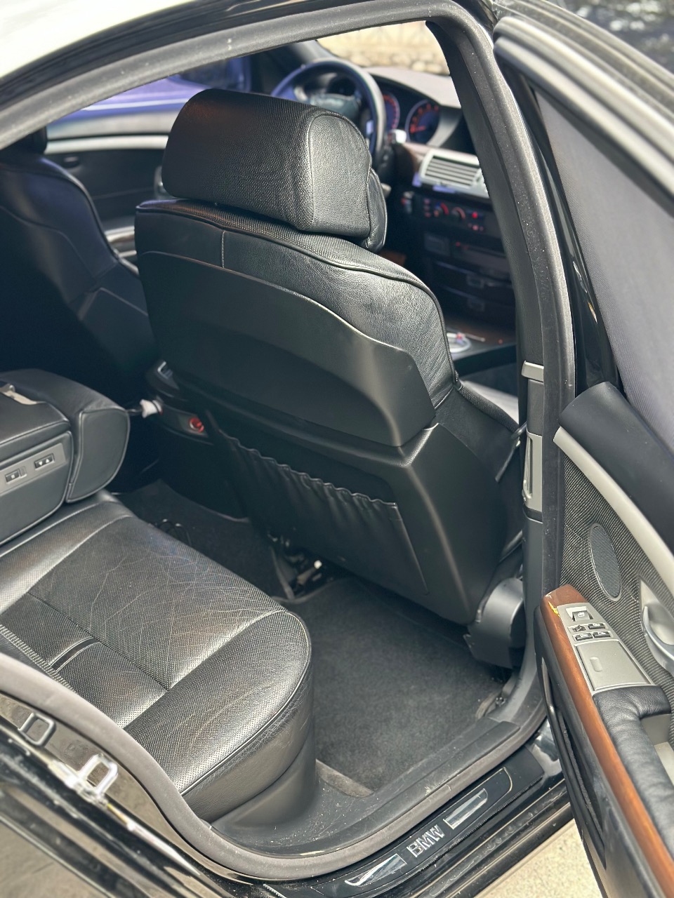 BMW 7 серії - фото 11